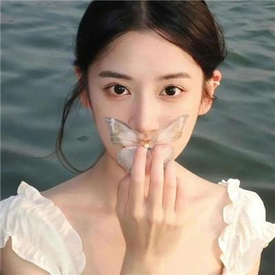 巴黎艳妹